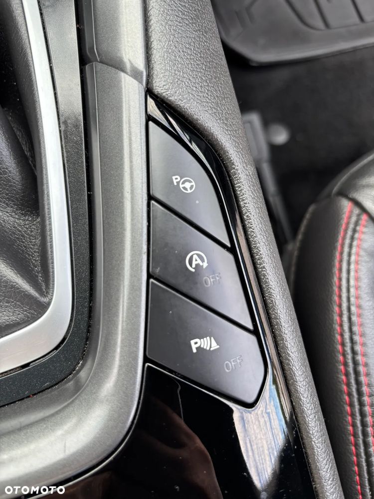 Ford Mondeo 2.0 TDCi ST-Line PowerShift - 30