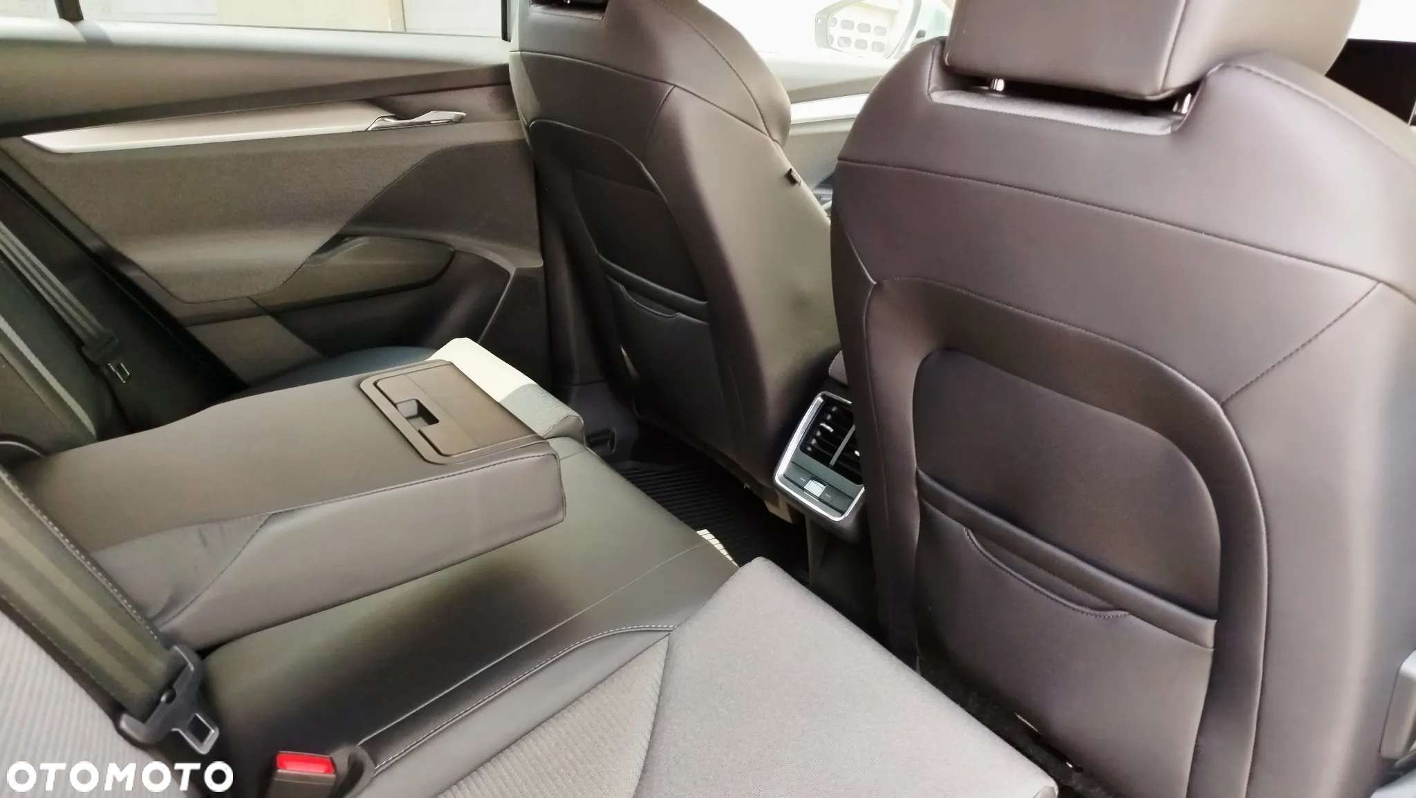 Skoda Enyaq 80 82kWh - 8