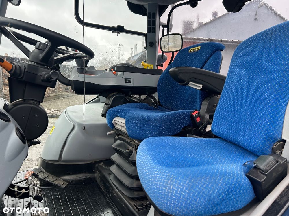 New Holland T7 185 - 7