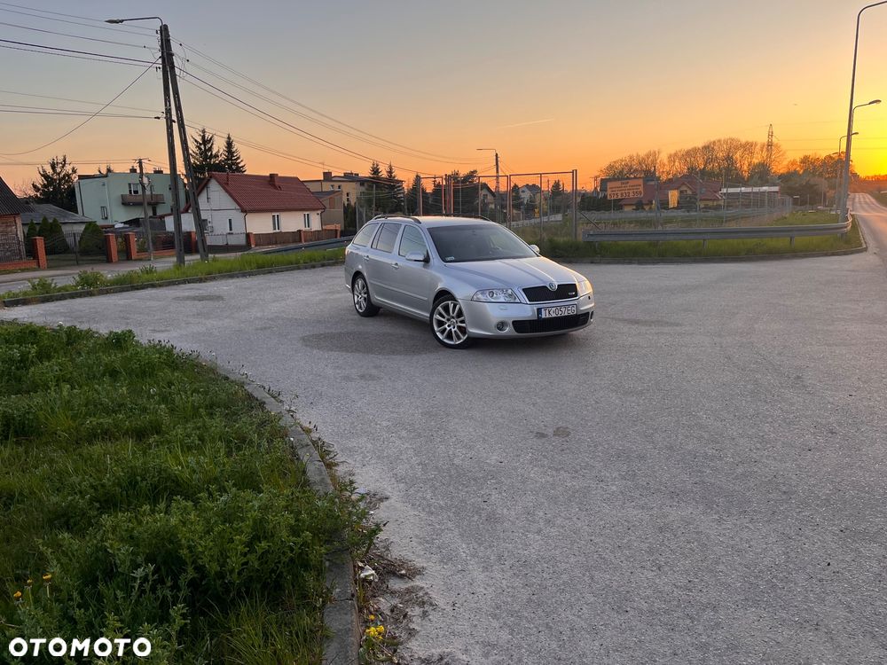 Skoda Octavia 2.0 TDI DPF RS - 3