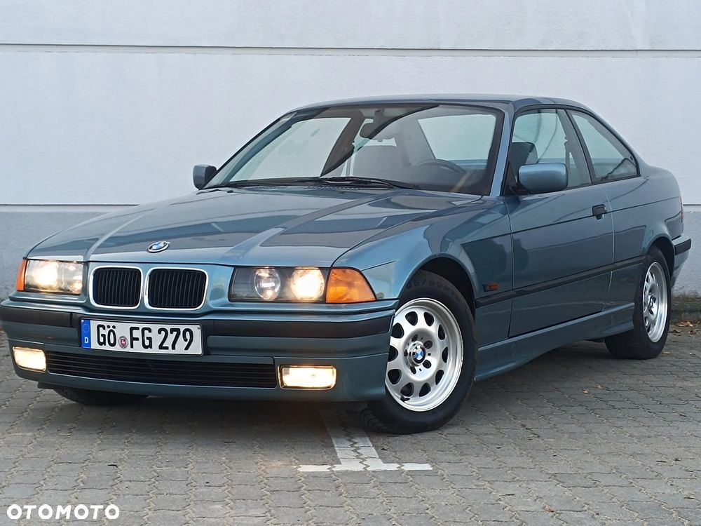 BMW Seria 3 316i - 22