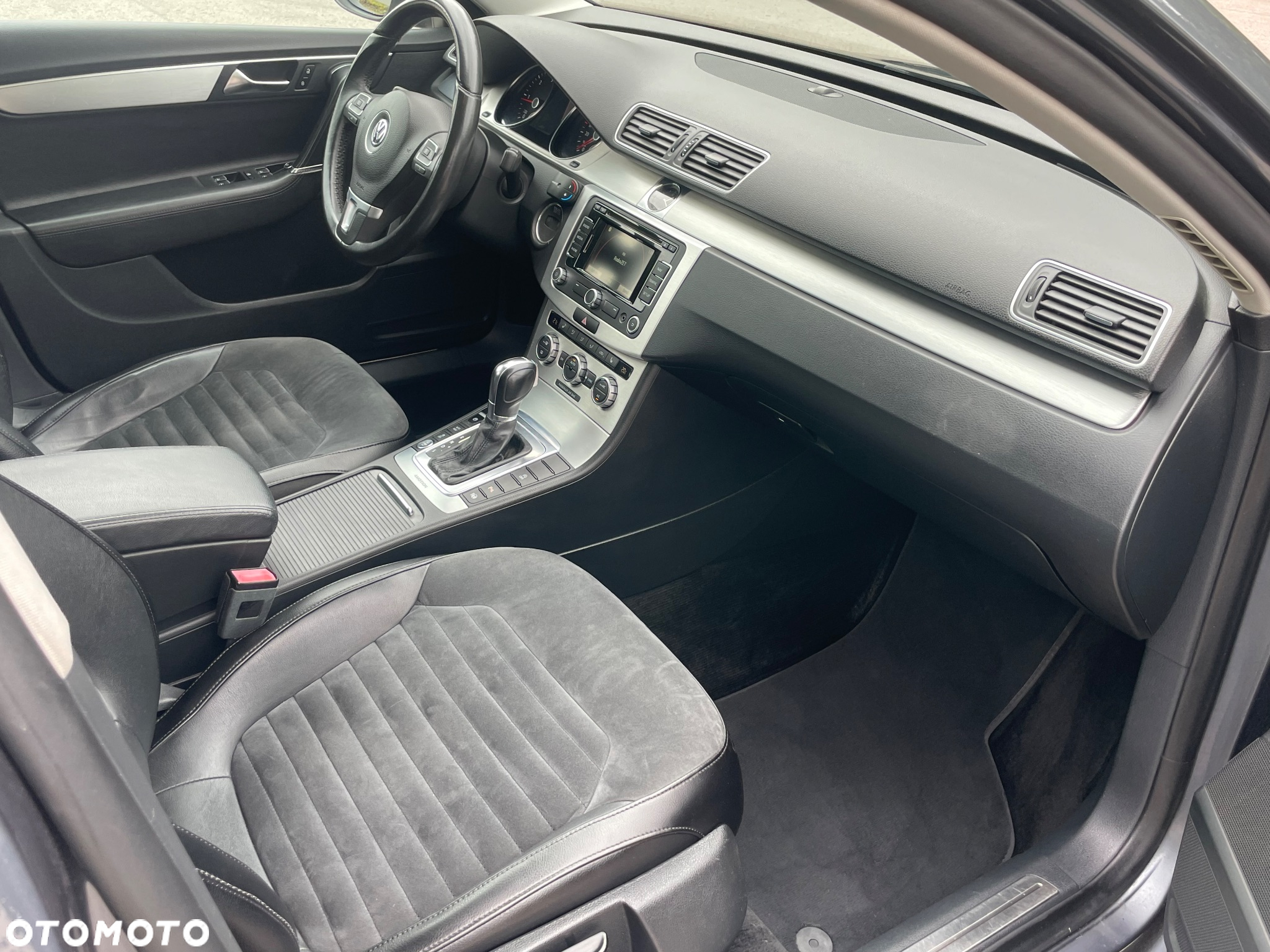 Volkswagen Passat 2.0 TDI 4Mot Highline DSG - 11