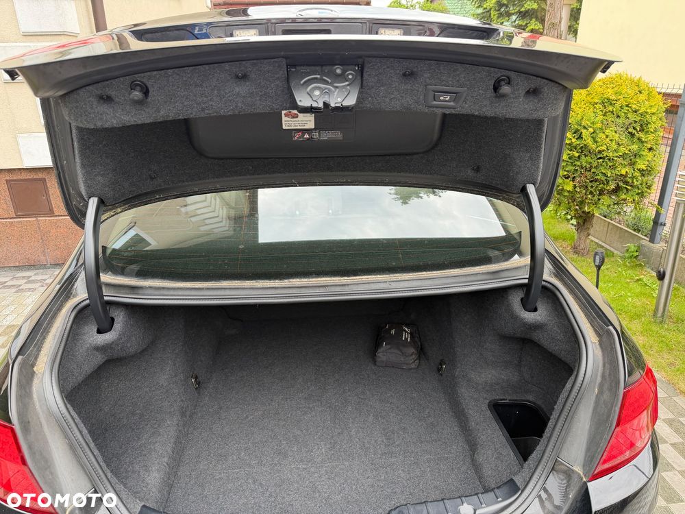 BMW Seria 5 528i xDrive - 8
