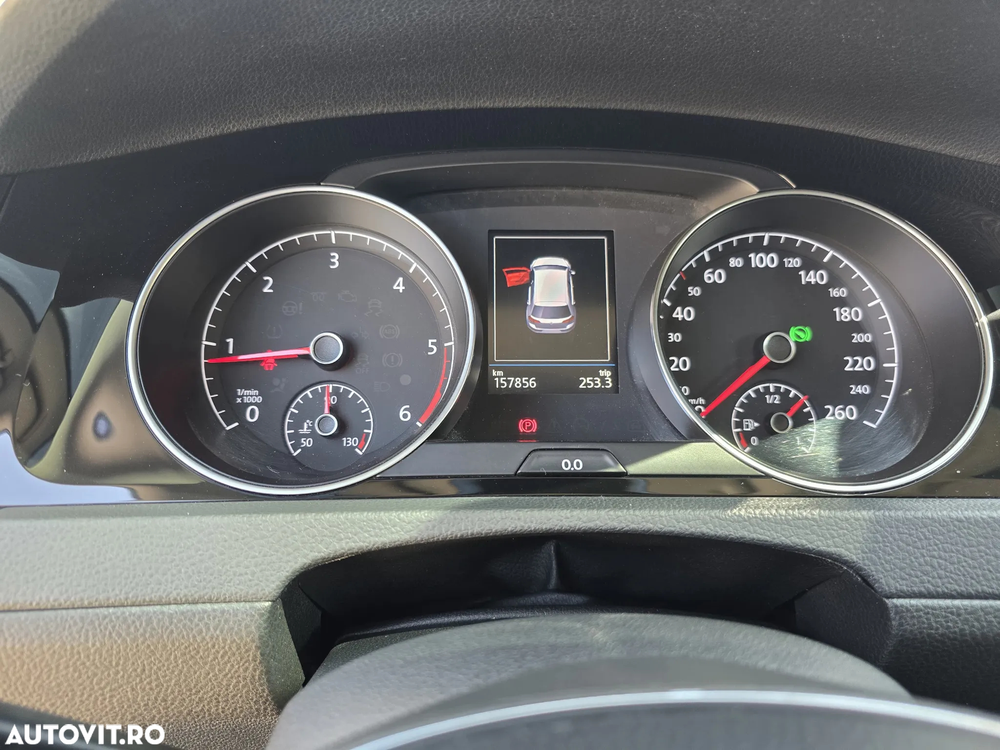 Volkswagen Golf 1.6 TDI DSG Highline - 7