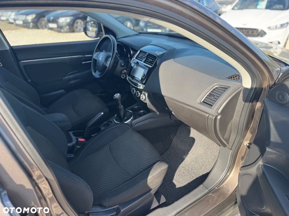Mitsubishi ASX 1.6 2WD Plus - 20