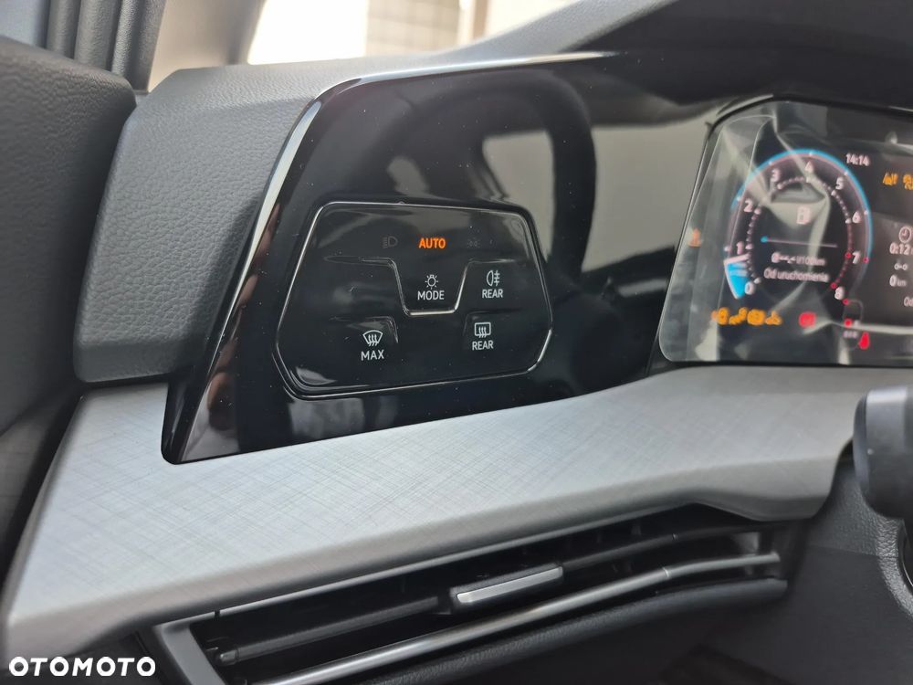 Volkswagen Golf 2.0 TDI Life Plus - 15