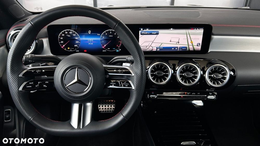 Mercedes-Benz CLA 200 mHEV AMG Line 7G-DCT - 14