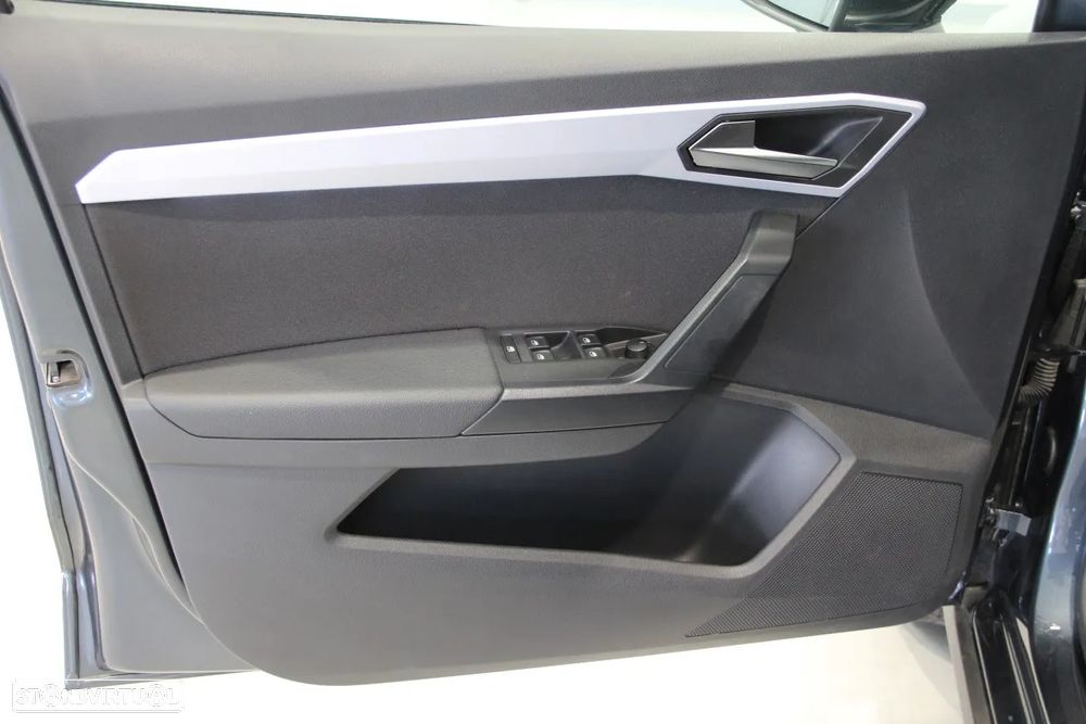 SEAT Arona 1.0 TSI FR - 5
