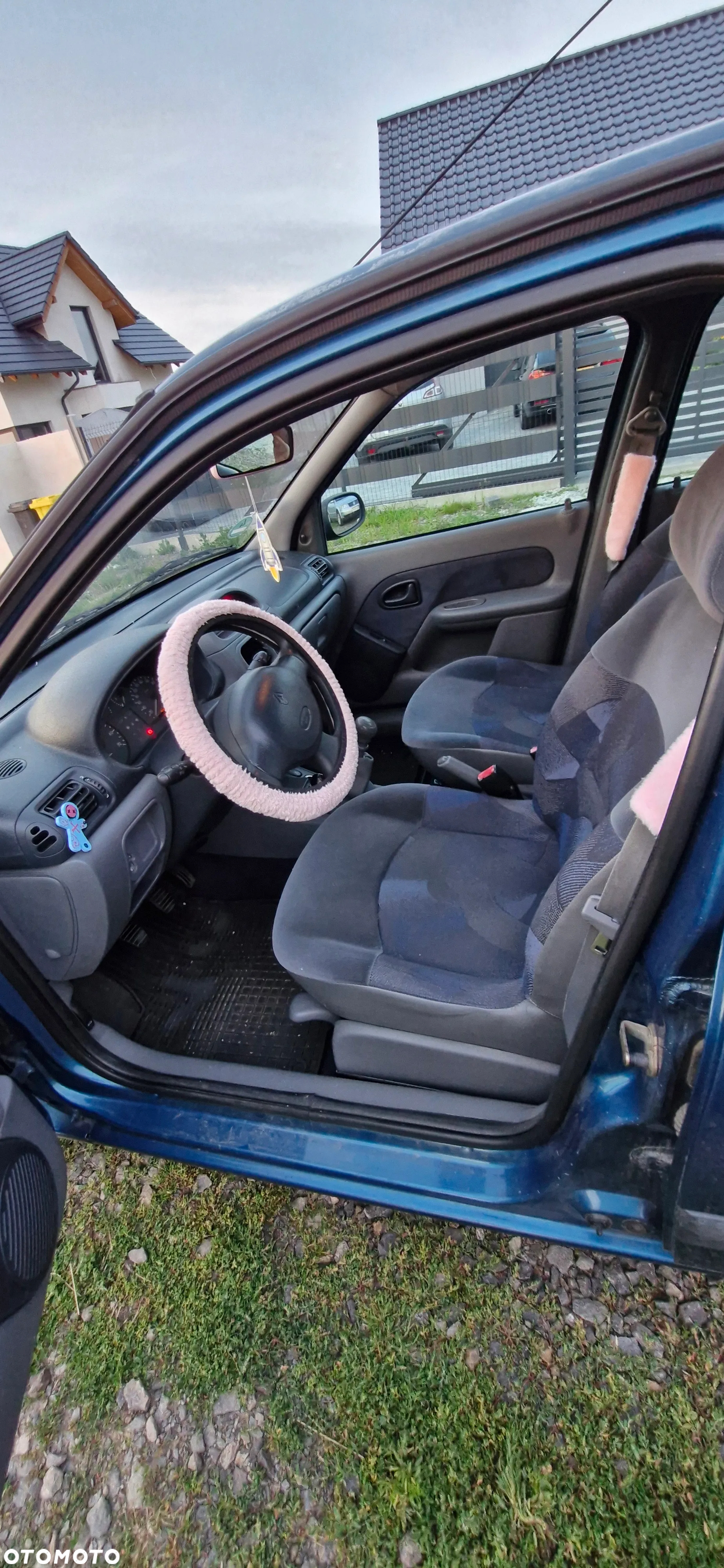 Renault Clio 1.2 Campus Authentique - 10