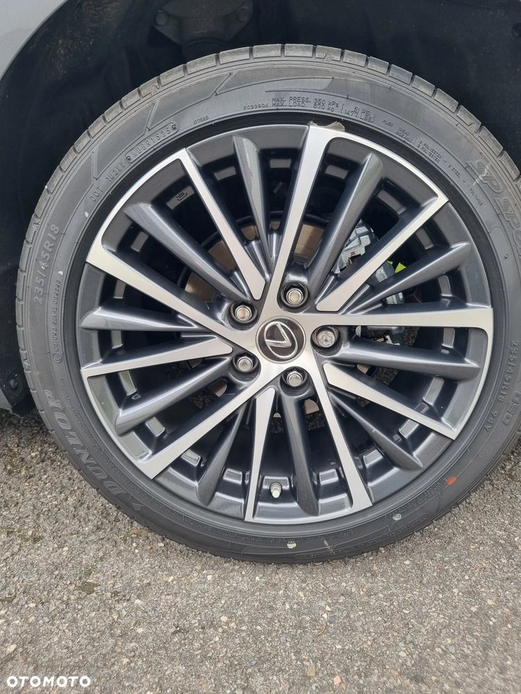 Lexus ES 300h Prestige - 13
