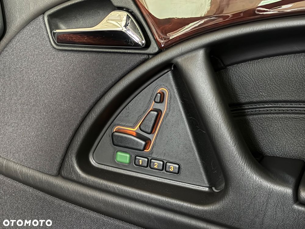 Mercedes-Benz SL 500 - 20