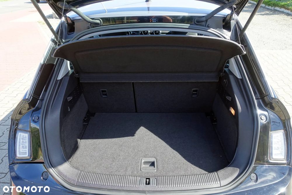 Audi A1 Sportback 1.6 TDI Attraction - 16