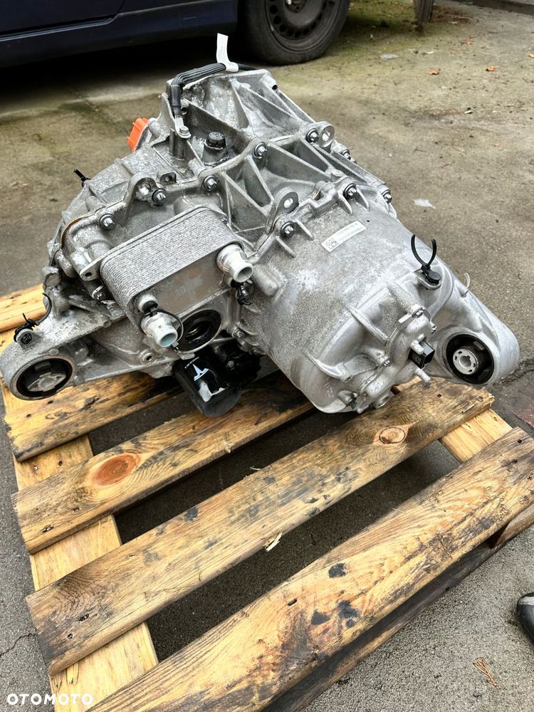 Silnik Tył Tylny Tesla Model 3 Lift 1120990-00-H - 2