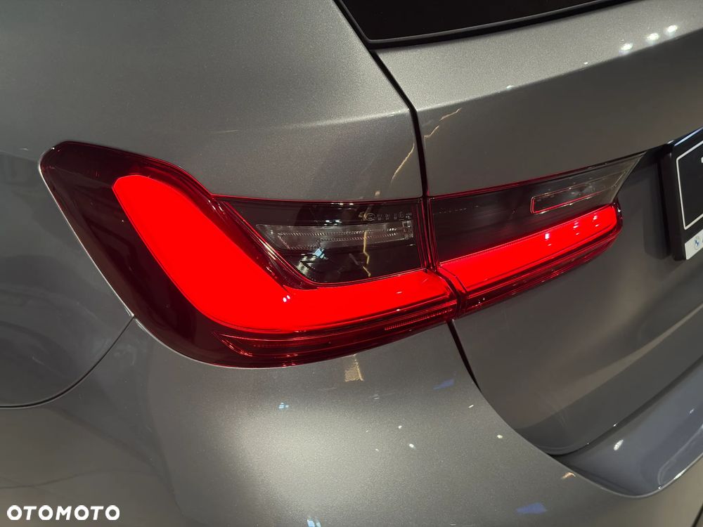 BMW Seria 3 M340i xDrive mHEV sport - 10