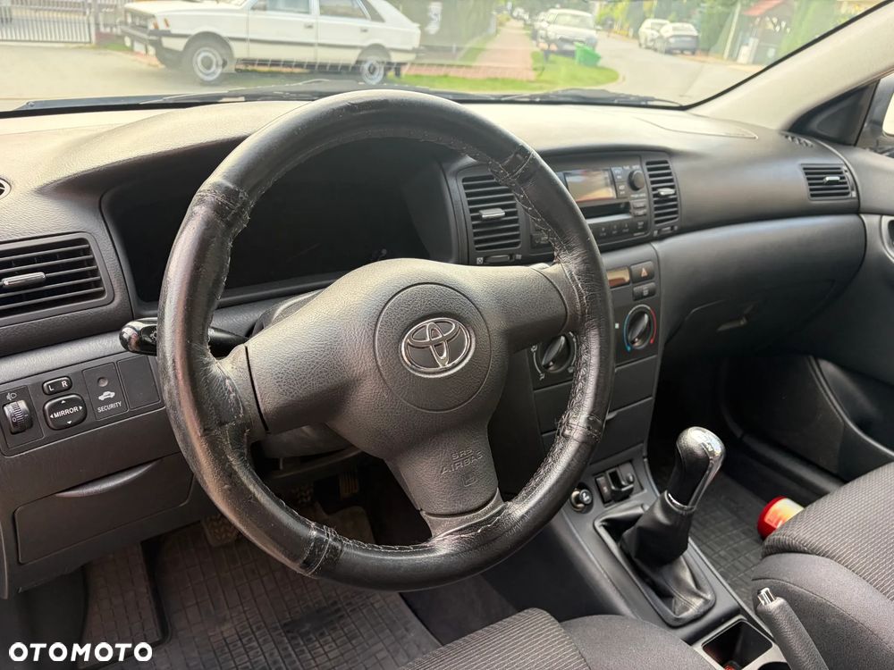 Toyota Corolla 1.4 D-4D Luna - 8