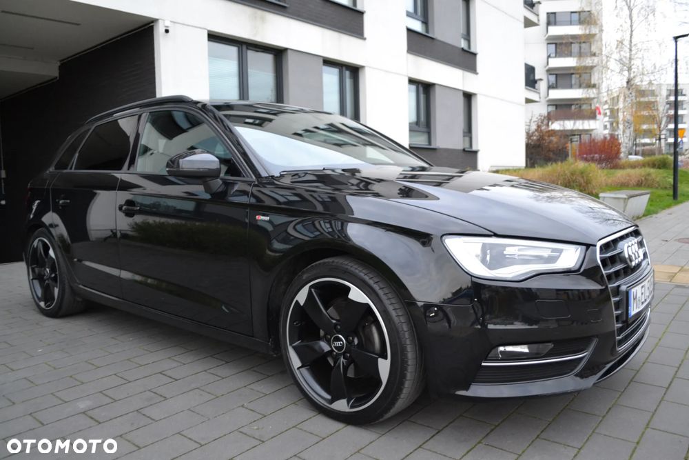 Audi A3 Sportback 1.4 TFSI S tronic S line Sportpaket - 9