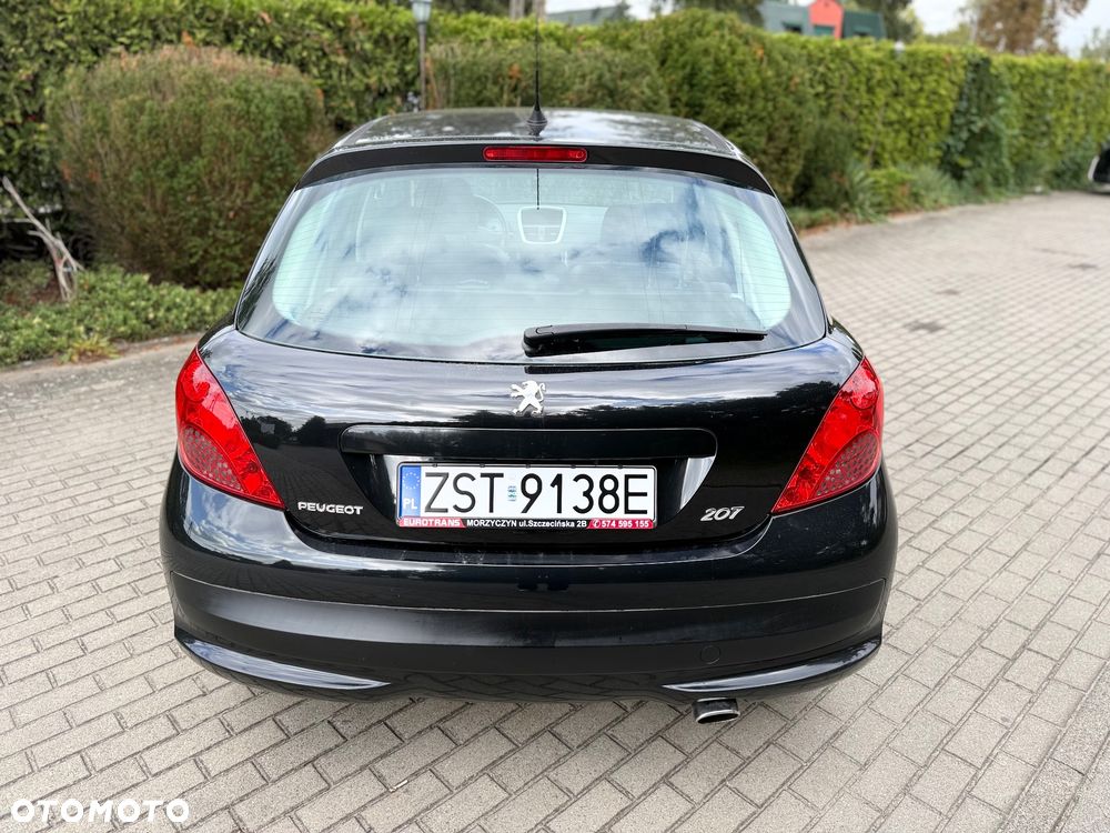Peugeot 207 2008 photo 5