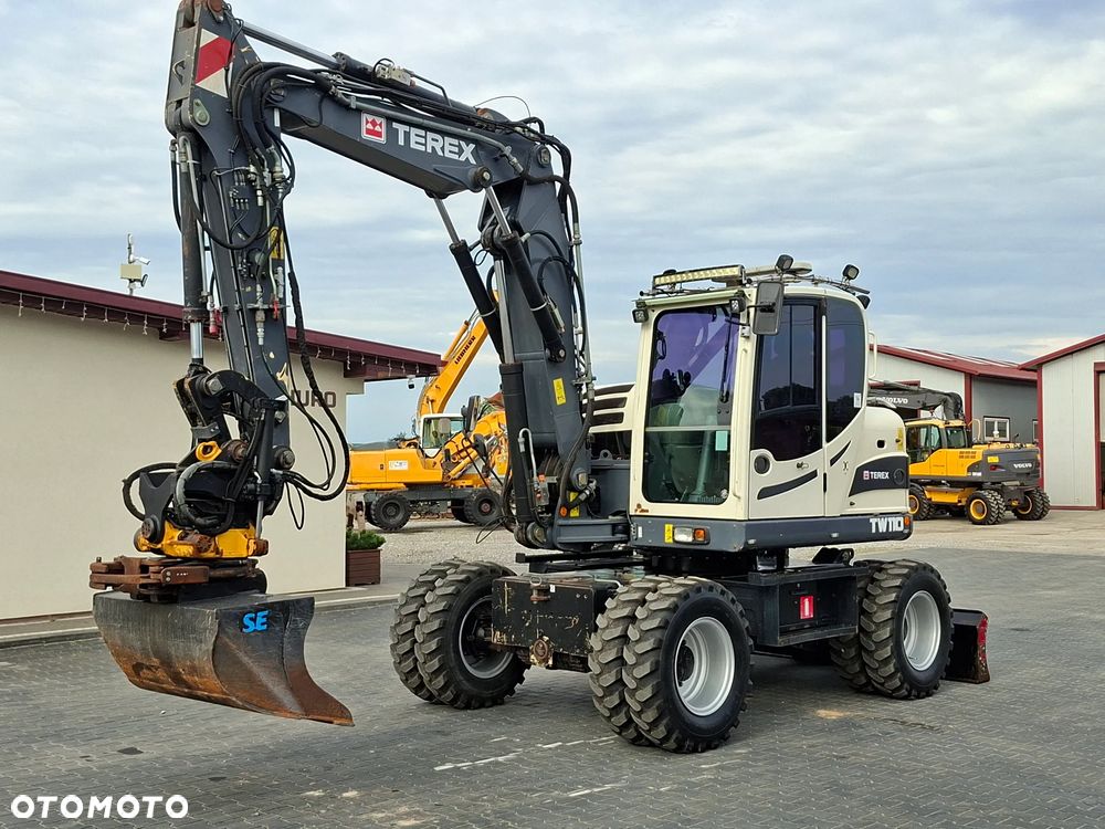 Terex SCHAEFF TW110 ROTOTILT ze szczypcami - 5