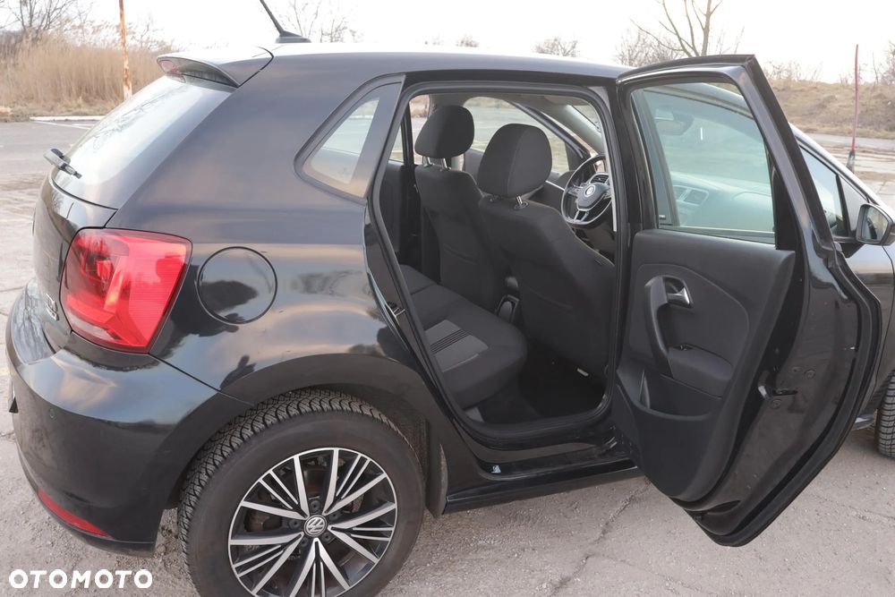 Volkswagen Polo 1.4 TDI Blue Motion Technology DSG Allstar - 12