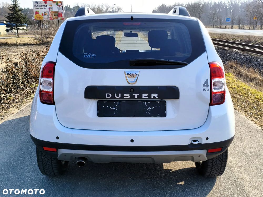 Dacia Duster 1.2 TCe Laureate 4x4 S&S EU6 - 8