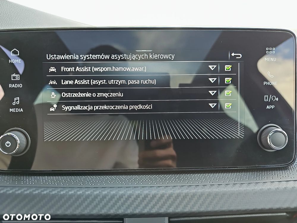 Skoda Scala 1.0 TSI Monte Carlo - 23