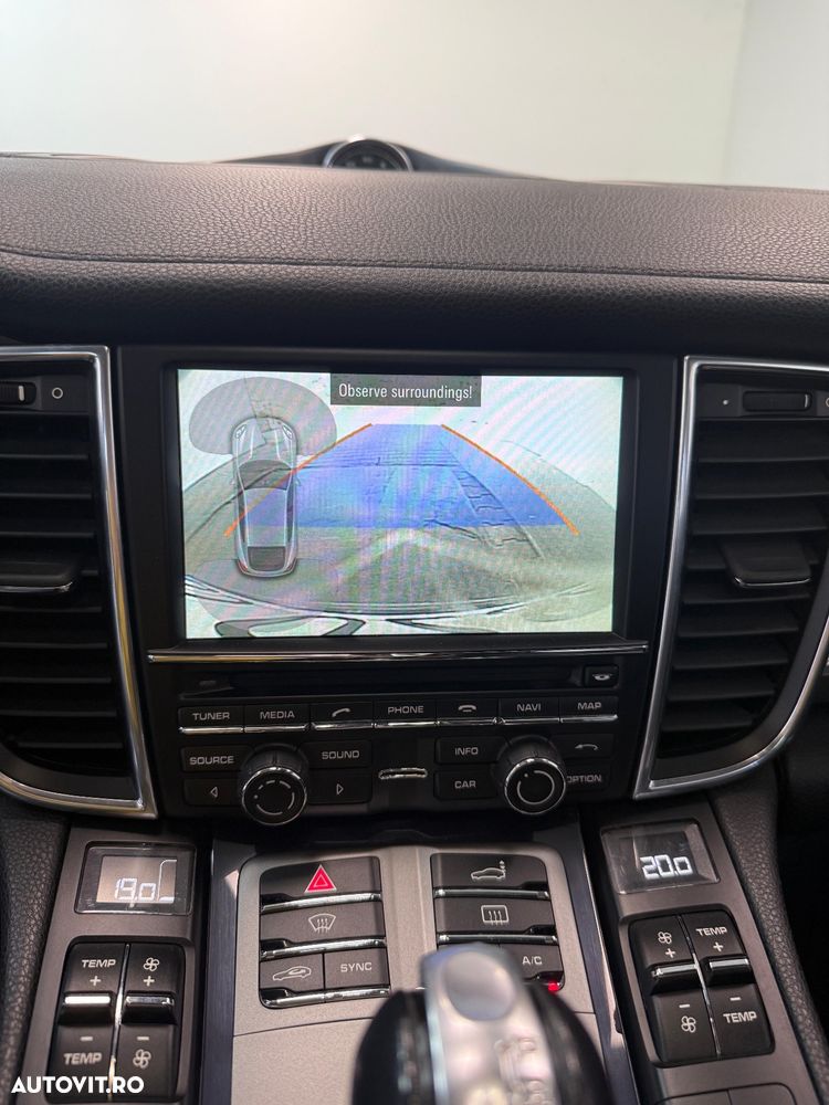 Porsche Panamera 3.0 Tiptronic S - 22