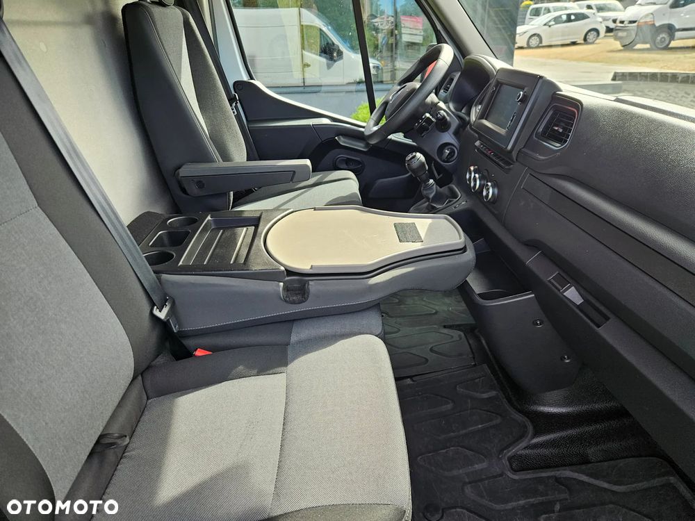 Renault Master L2H2 2.3dCi 150KM - 14