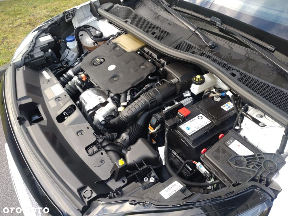 Peugeot 2008 1.5 BlueHDi Allure Pack S&S EAT8 - 28