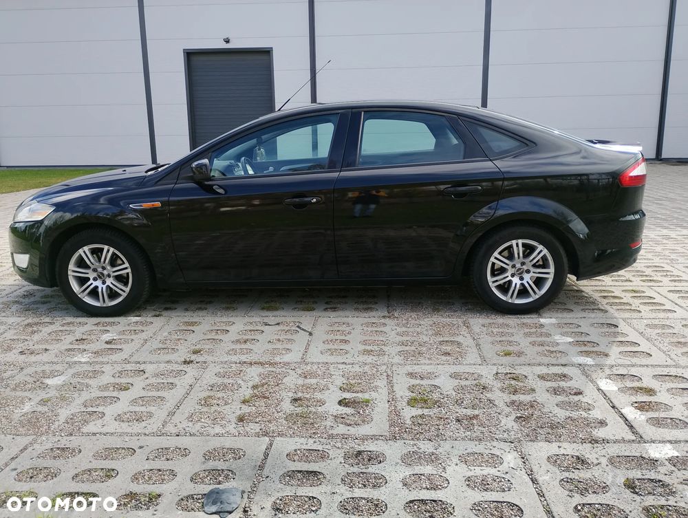 Ford Mondeo 1.8 TDCi Titanium - 12