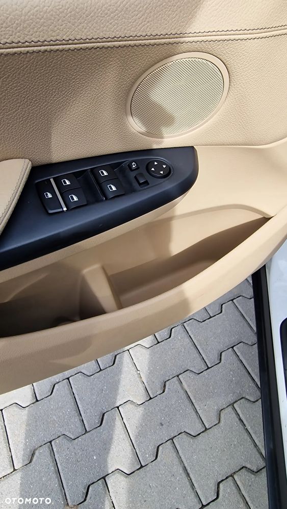 BMW X3 xDrive28i - 16