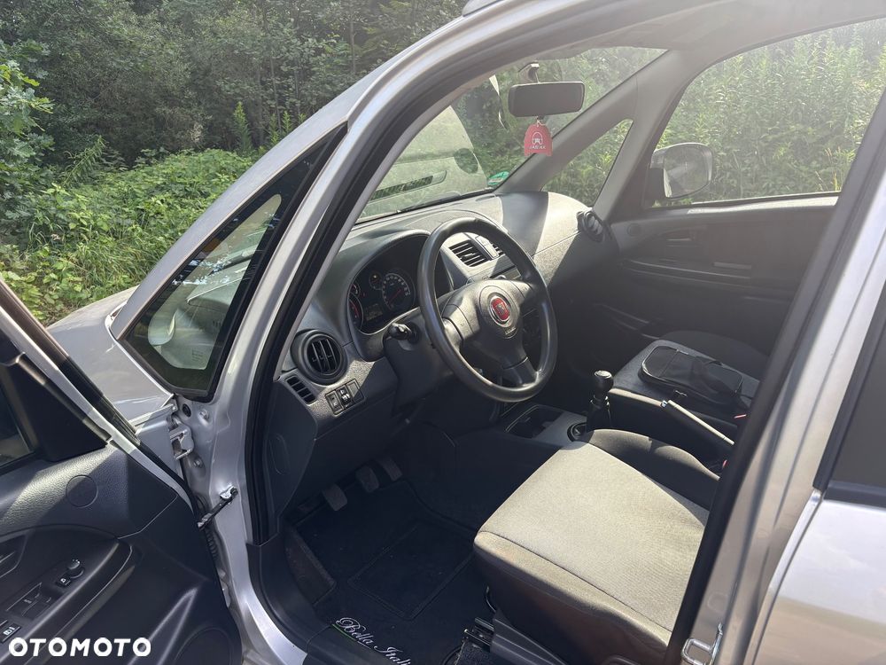 Suzuki SX4 Classic 1.6 VVT 4x4 Club - 9