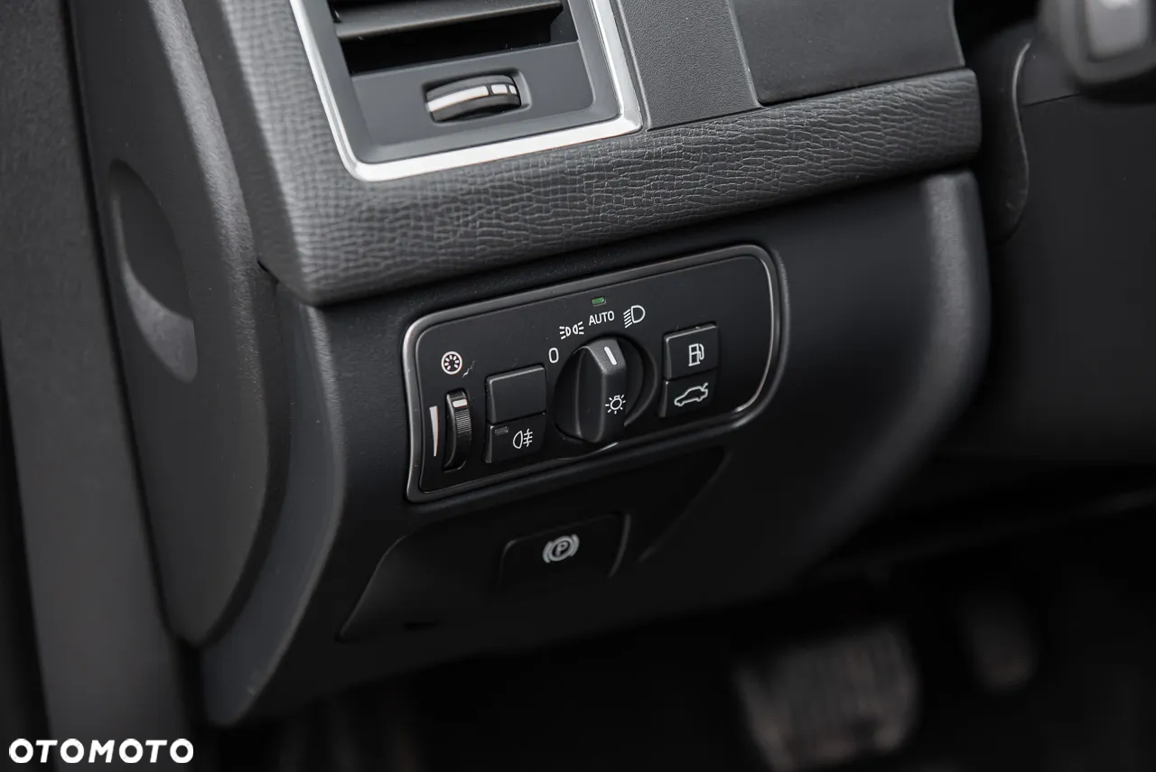 Volvo XC 60 D4 Geartronic Summum - 18