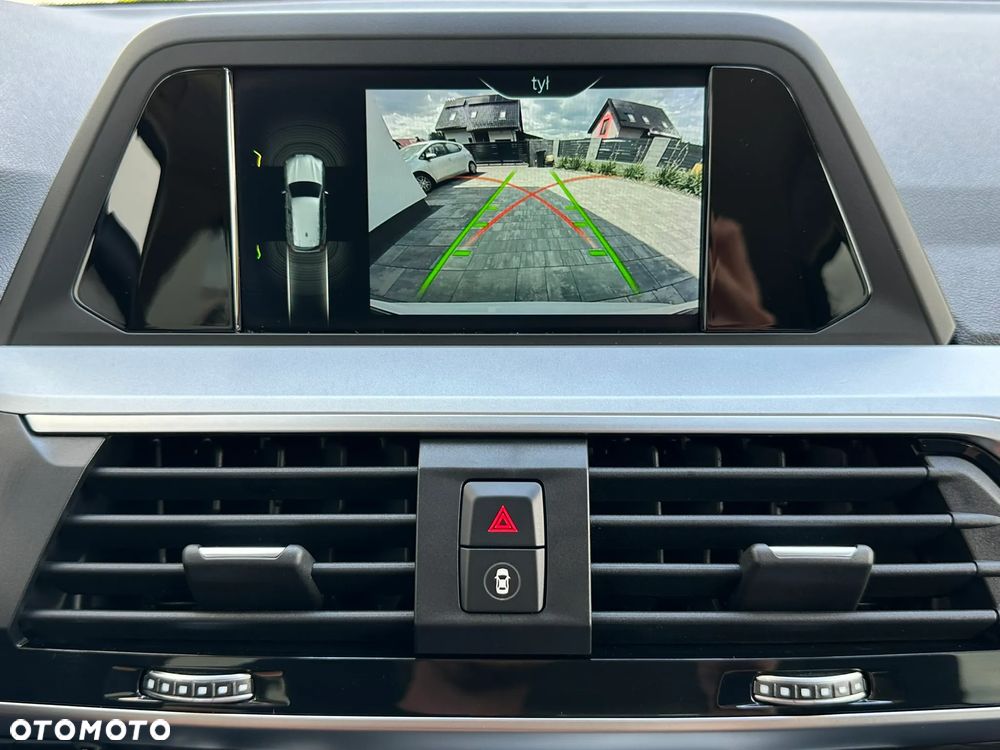 BMW X3 xDrive20i sport - 34