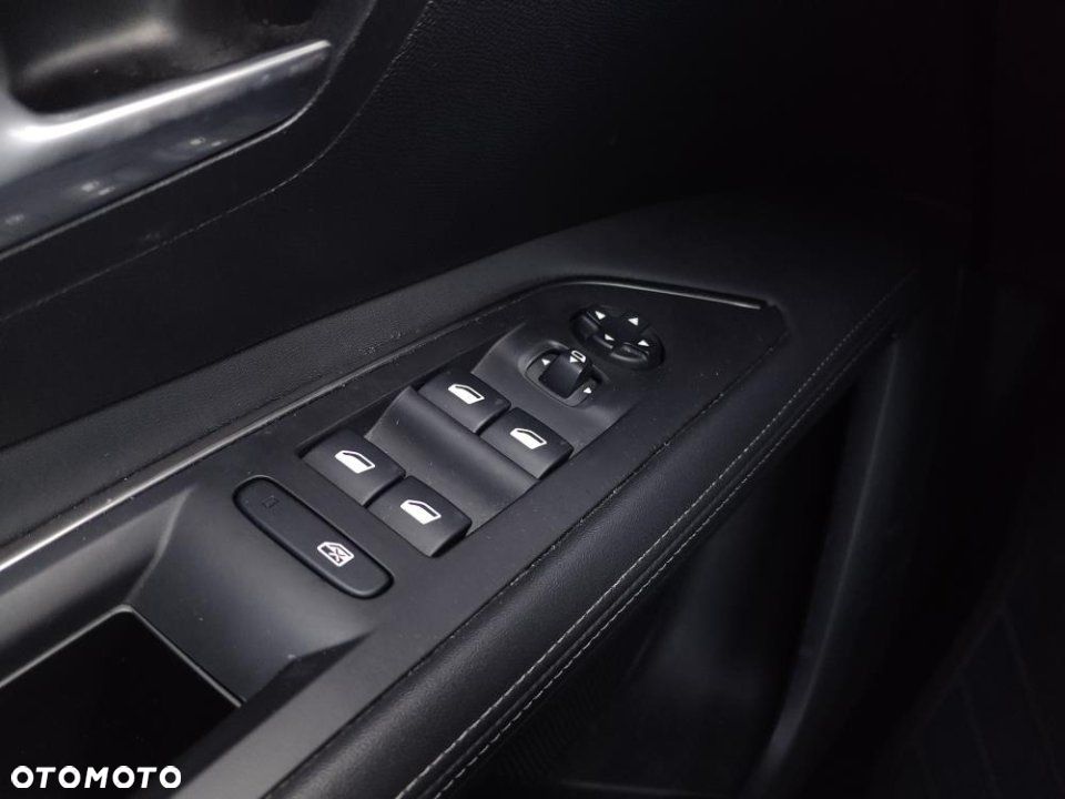 Peugeot 3008 - 20