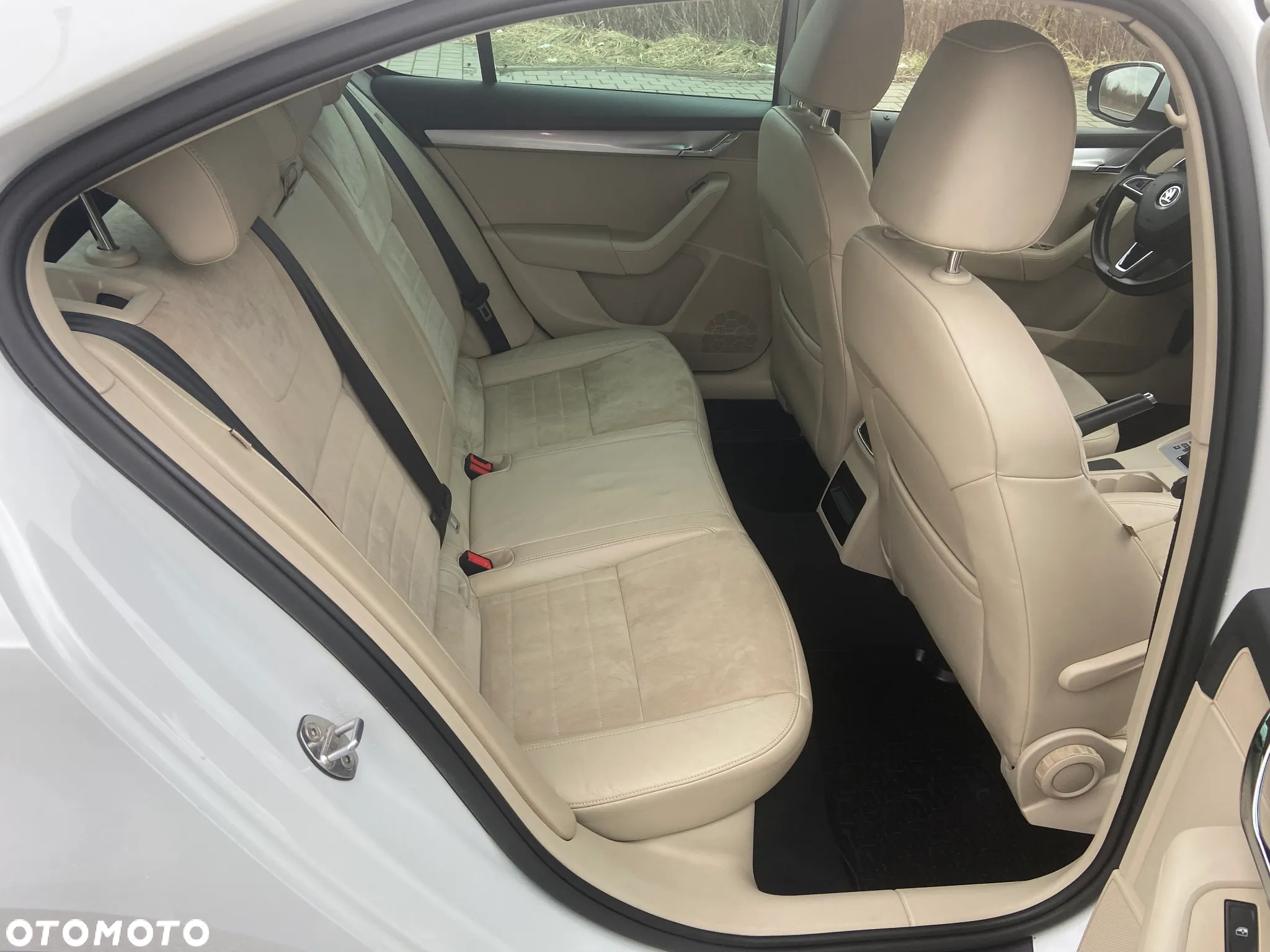 Skoda Octavia 1.4 TSI Style DSG - 11