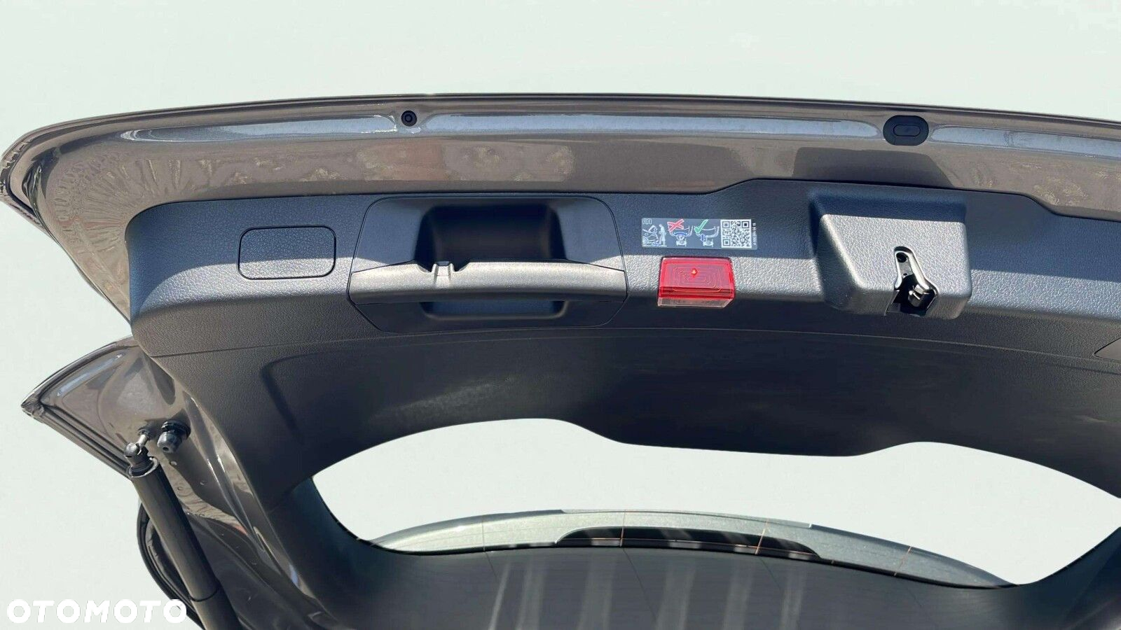 Mercedes-Benz GLB - 20