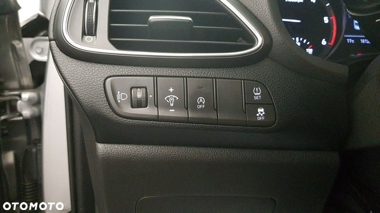 Hyundai i30 - 30