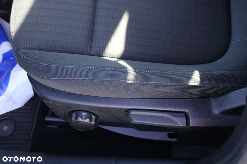 Ford Focus 1.0 EcoBoost Trend ASS - 17