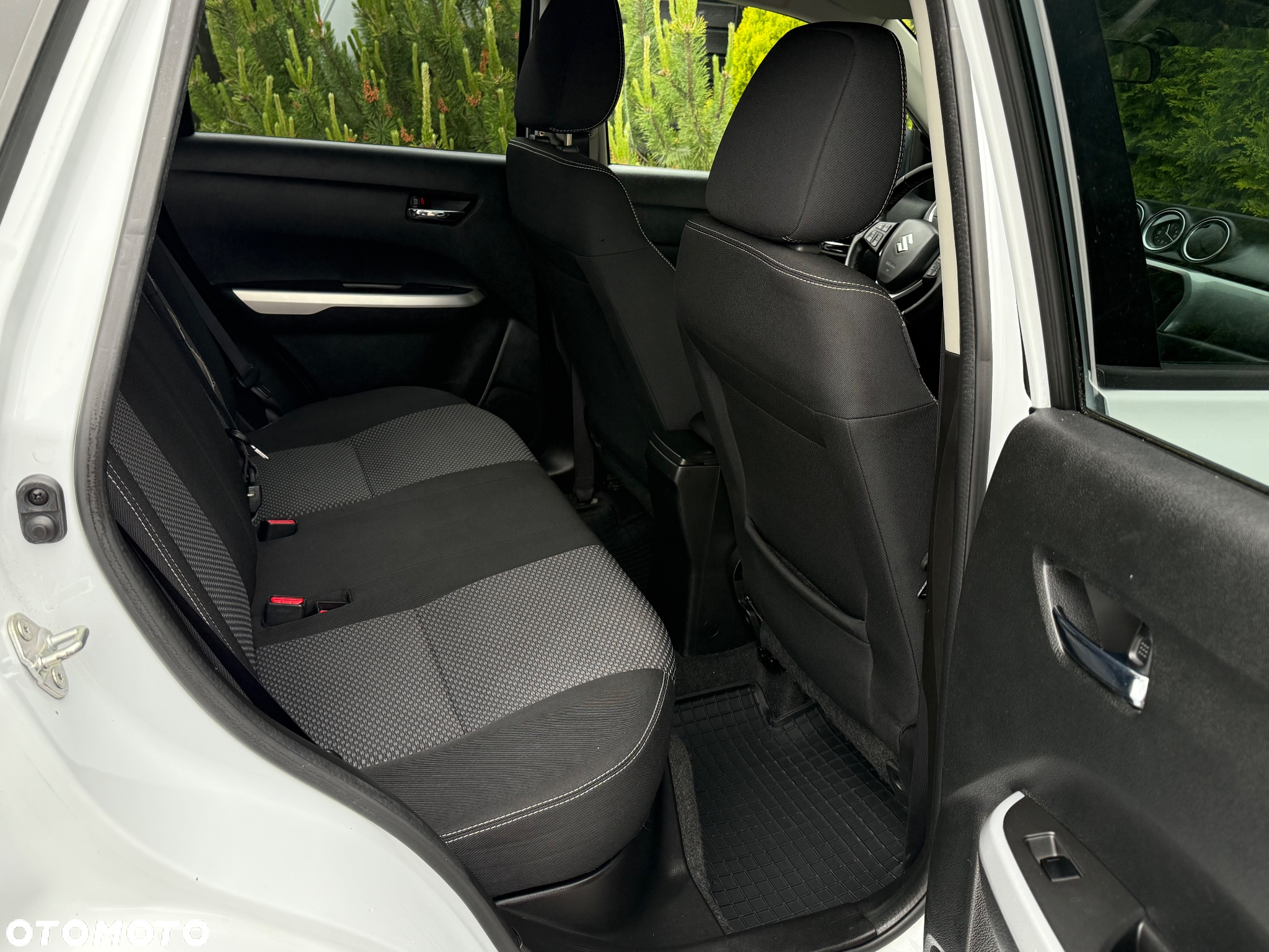 Suzuki Vitara 1.6 DDiS (4x4) Allgrip Comfort+ - 9