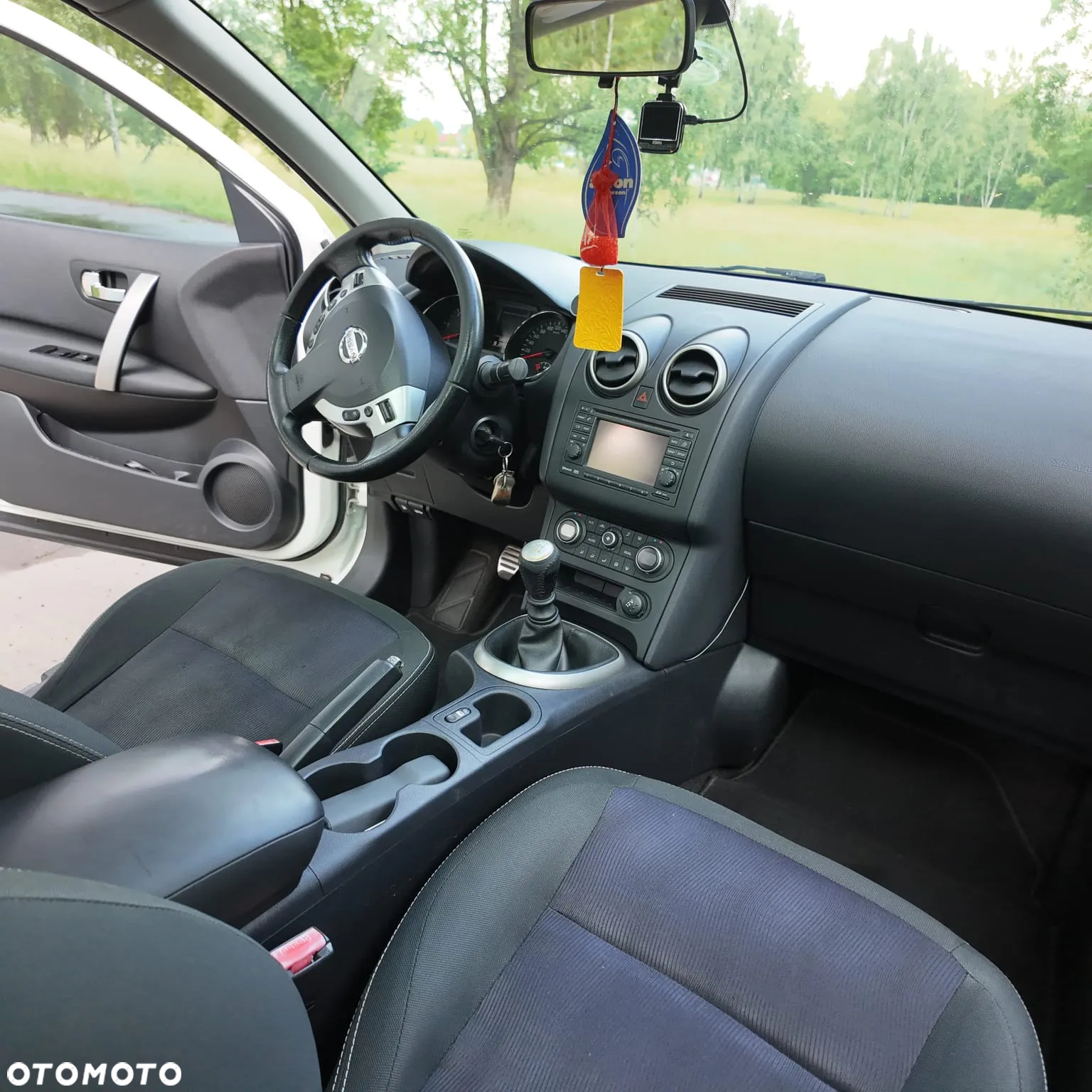 Nissan Qashqai+2 - 10