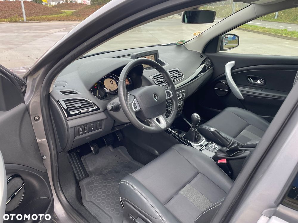 Renault Megane dCi 130 FAP BOSE Edition - 10