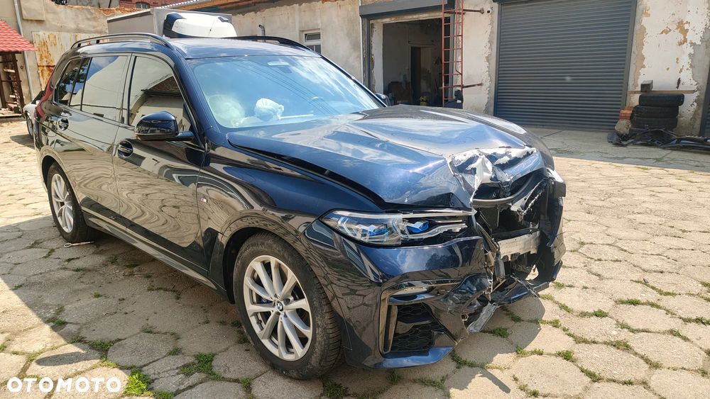 BMW X7 - 1