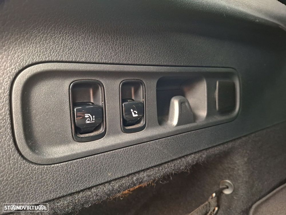 Mercedes-Benz GLC 300 de Coupe 4Matic - 26