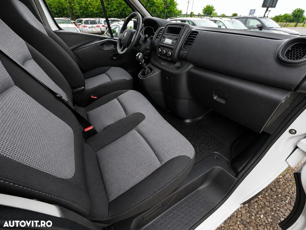 Renault Trafic - 9