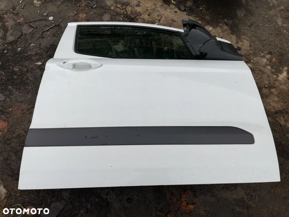 DRZWI PRZÓD PRZEDNIE PRAWE FORD TRANSIT COURIER - 1