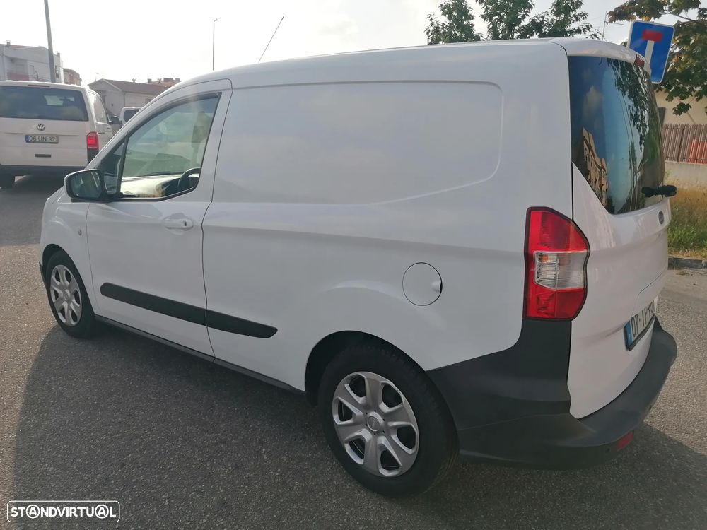Ford Transit courier 1.5 CDTI - 4