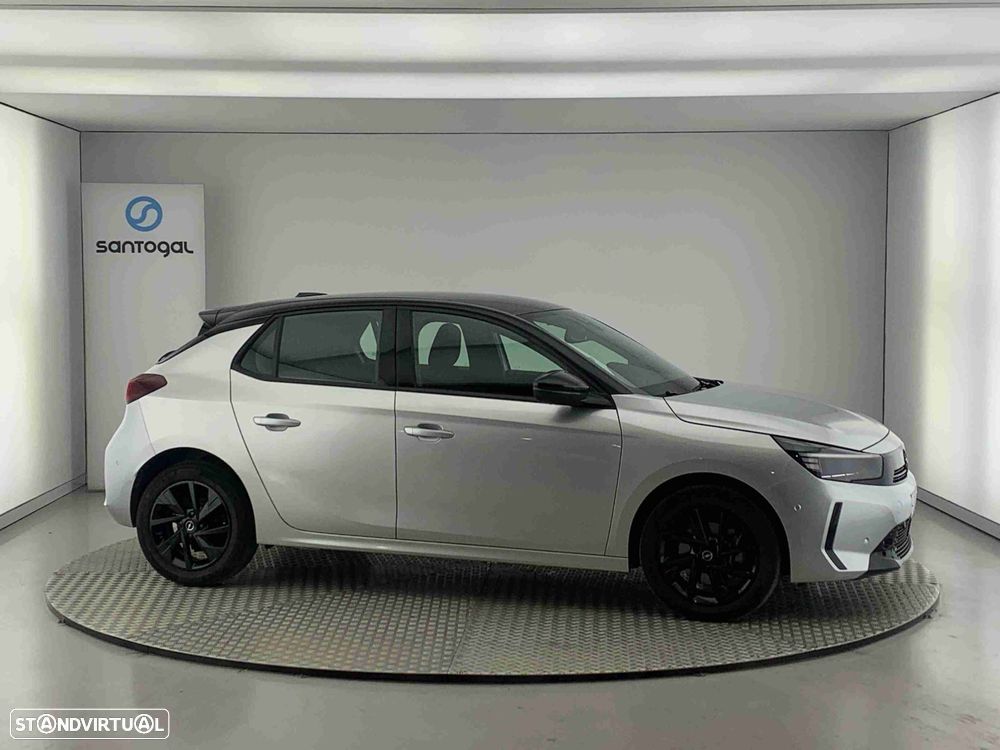 Opel Corsa 1.2 T GS - 1