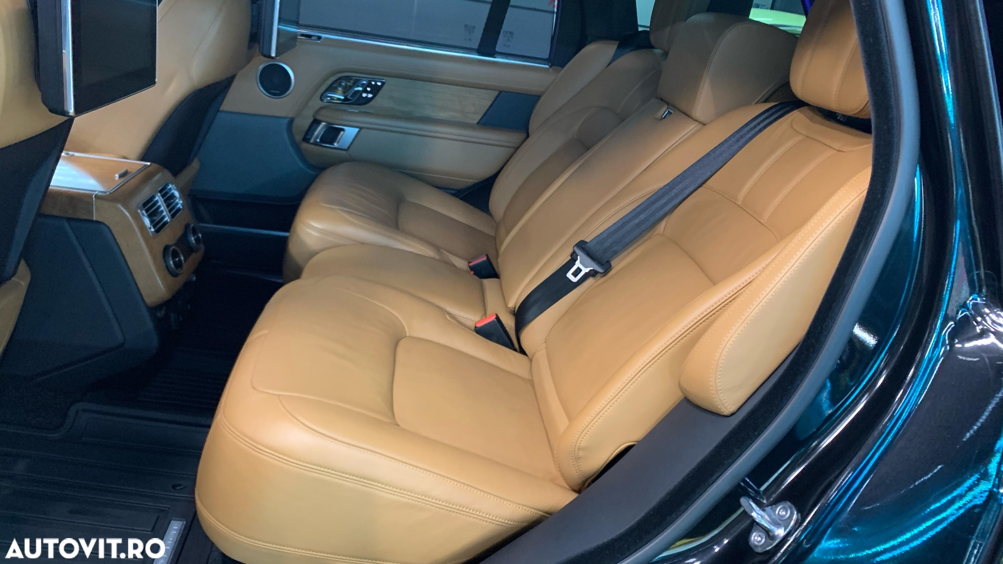 Land Rover Range Rover 3.0L SDV6 LWB Vogue - 24