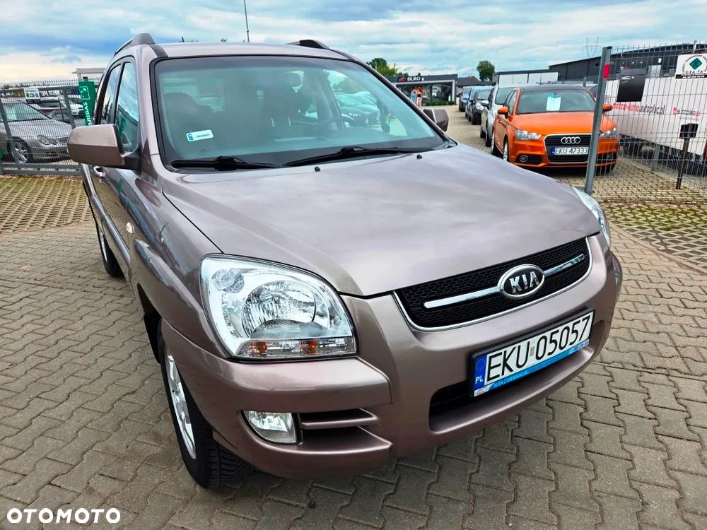 Kia Sportage 2.0 CRDI 2WD Cup - 24