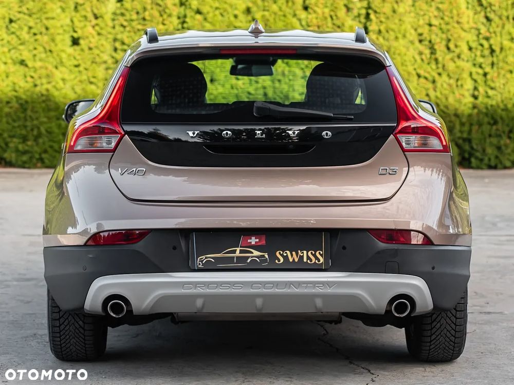 Volvo V40 D3 Geartronic - 11